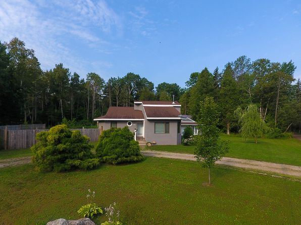 1909 Nicolet Dr