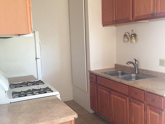 3rd image of 3934 Haines St APT 3