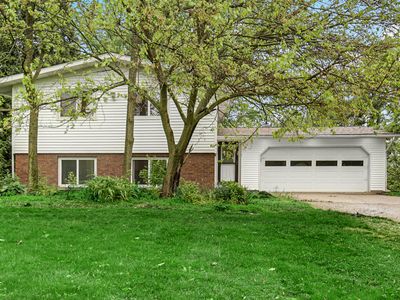 472 E 900 N, Valparaiso, IN, 46383
