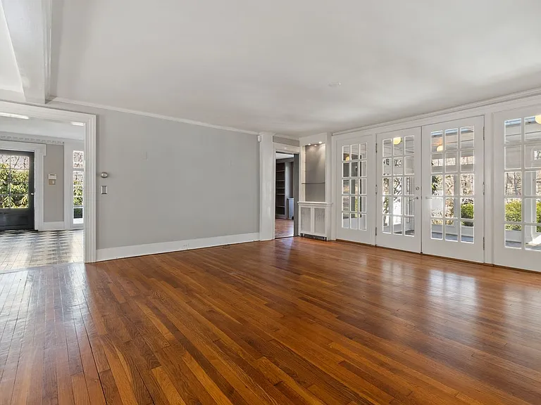 145 Lyons Plain Rd — Photo 8