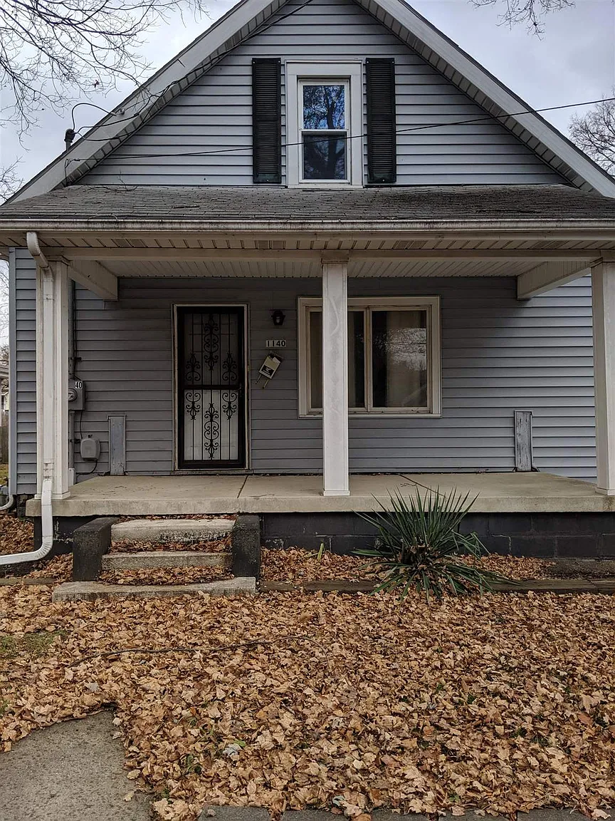 1140 S Main St photo 1
