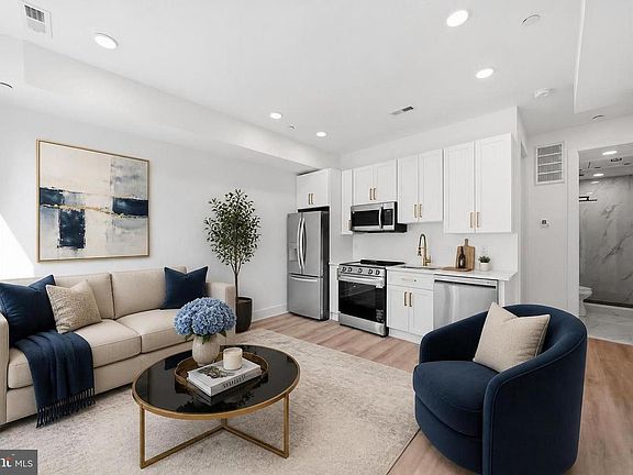 4th image of 2105 M St NE APT 3