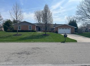 1547 Bunker Dr, Lima, OH 45805