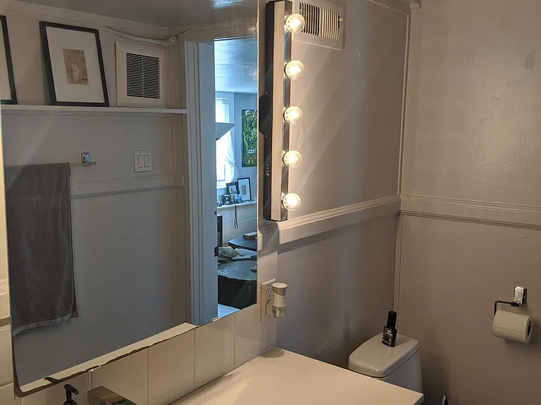 301 Webster St #A — Photo 7