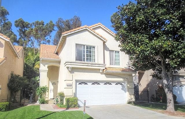 1st image of 2744 La Salle Pointe