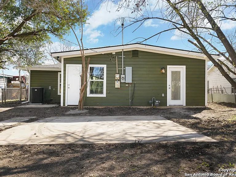 143 Kinder Dr — Photo 18
