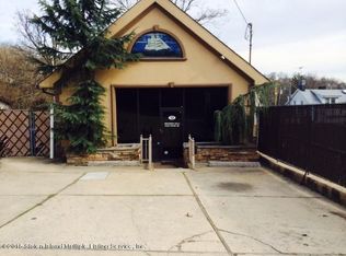 13 Four Corners Rd, Staten Island, NY 10304