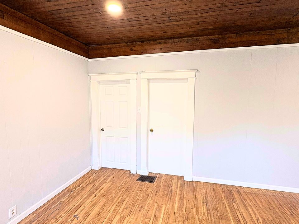 2nd image of 308 S James St