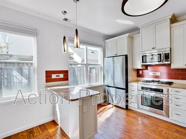 112 Beacon St, Mountain View, CA 94040