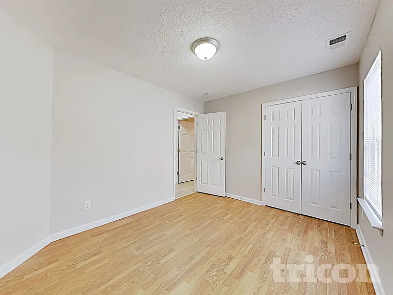 107 Everett Park Dr — Photo 12