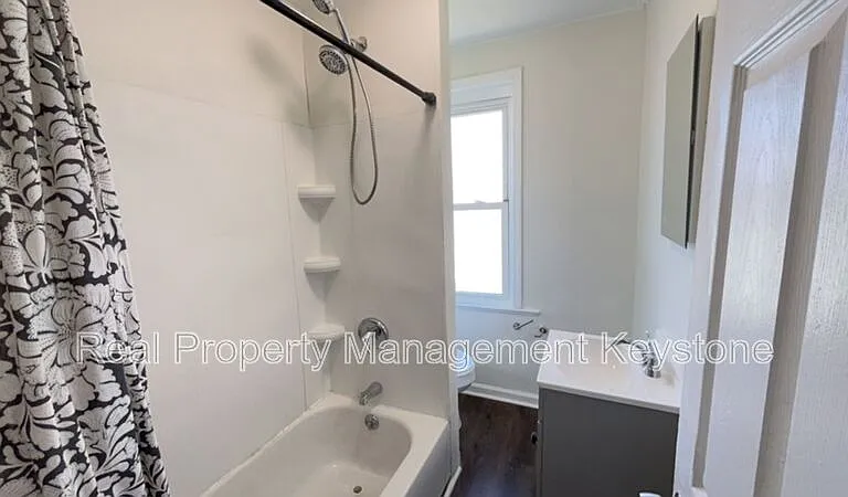 1405-1407 West St #1407 — Photo 11