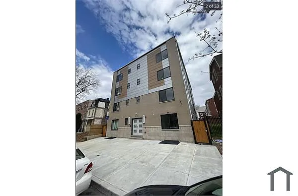 Building Photo - 649 N 35th St #102