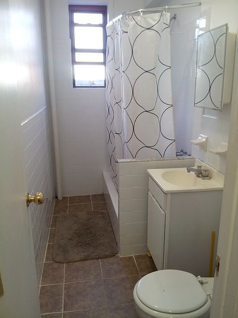 2nd image of 40-59 Hampton St #2D