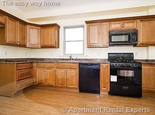 23 Cleveland St #1S, Somerville, MA 02143