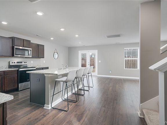 5th image of 7102 Trestle Pl