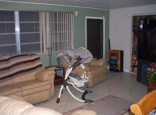 6895 W 10th Ave, Hialeah, FL 33014