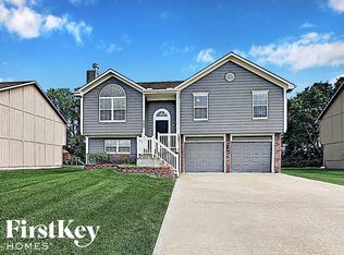 403 Secretariat St, Raymore, MO 64083