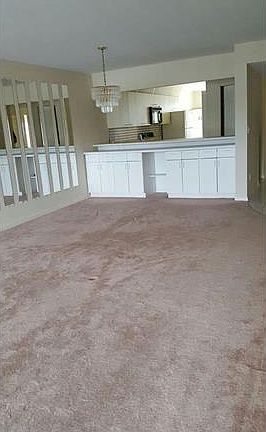 5th image of 4510 Chantelle Dr #104-5