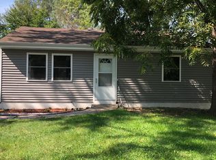 738 Juniper Rd, Valparaiso, IN 46385
