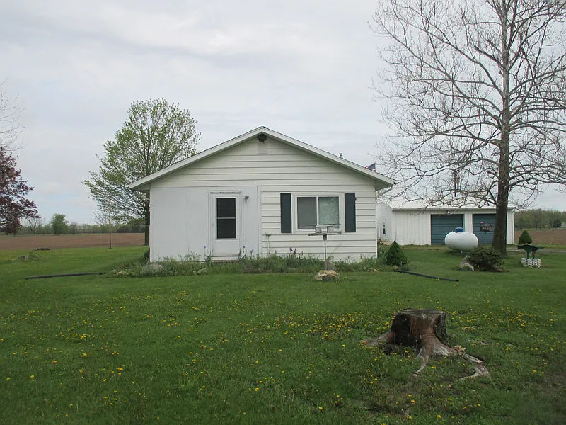 5653 Green Rd photo 1