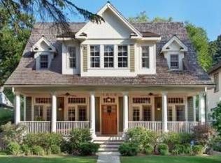 1010 Linden Ave, Wilmette, IL 60091