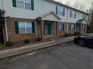 1325 14th Street Dr NE, Hickory, NC 28601