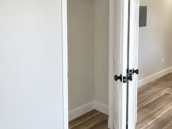 5th image of 215 Ocean Gate Ave #5