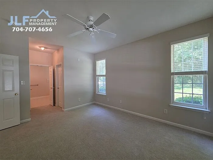4730 Willow Glen Rd — Photo 12