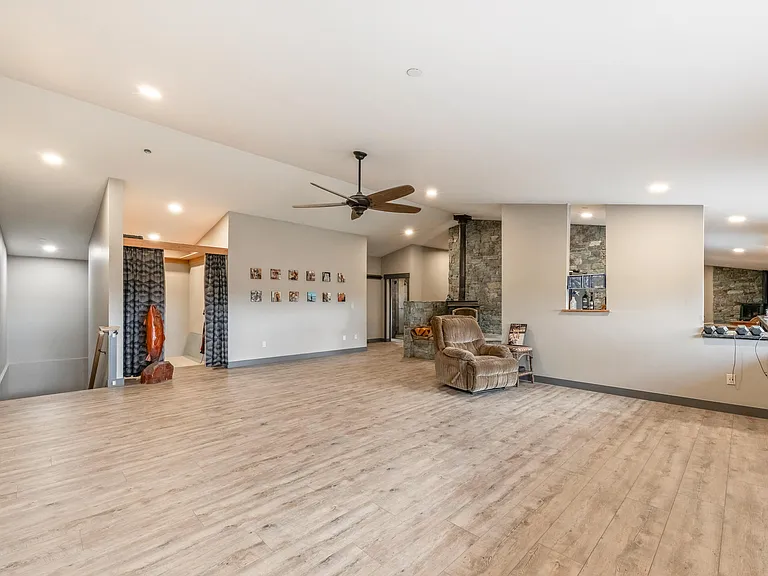 10242 SE Sundown Ln — Photo 8