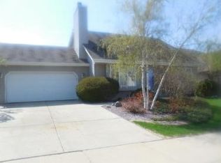 4963 S 22nd Pl, Milwaukee, WI 53221