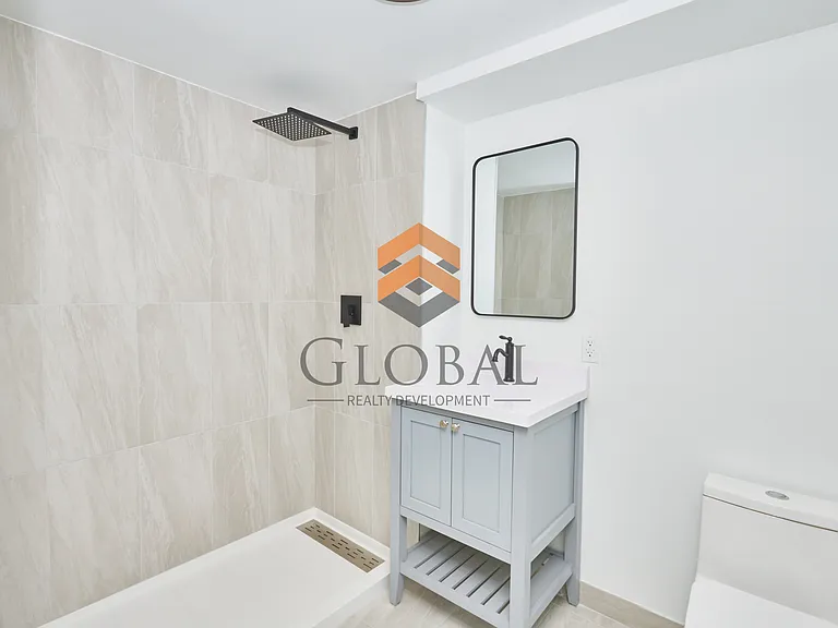 790 Allerton Ave #305 — Photo 15