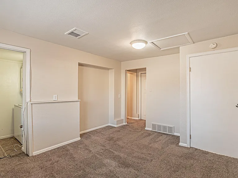 6901 Grandview Ave #B — Photo 9