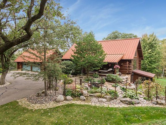 5th image of 321 Oak Knoll Dr