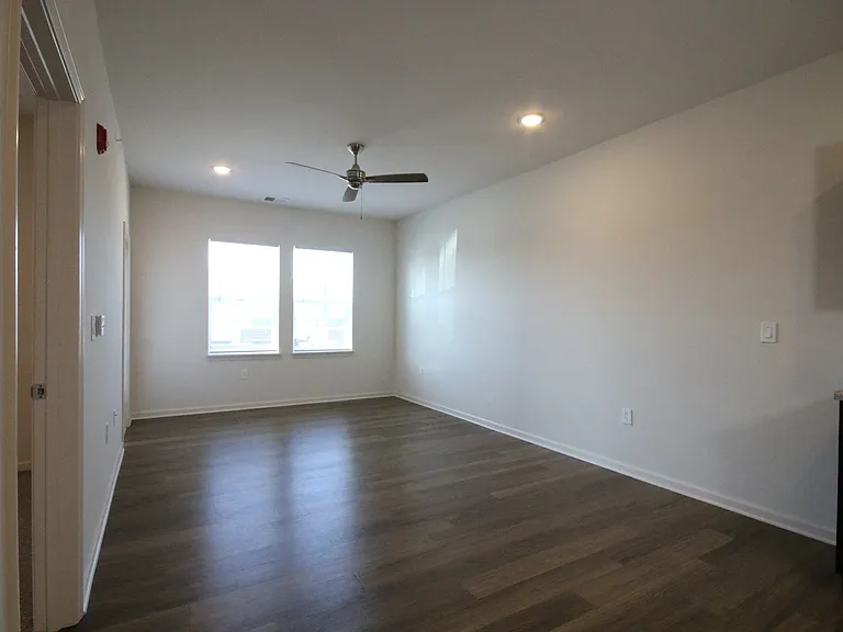 7135 Napier Dr — Photo 18