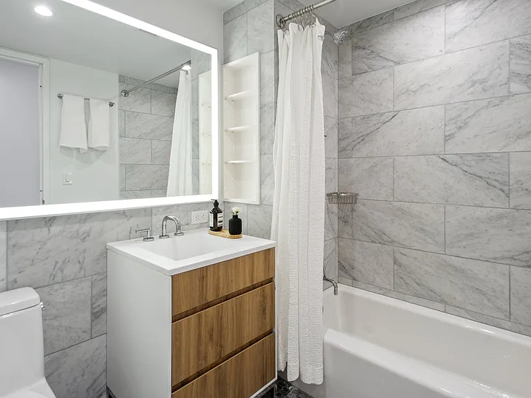 662 Pacific St #17M — Photo 9