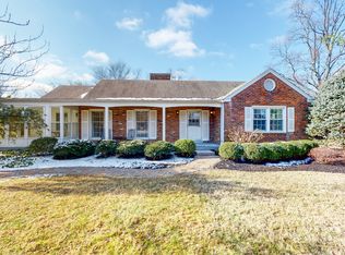 9300 Taylorsville Rd, Jeffersontown, KY 40299