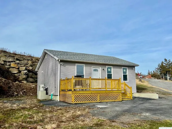 555 Green Lake Rd, Catskill, NY 12414