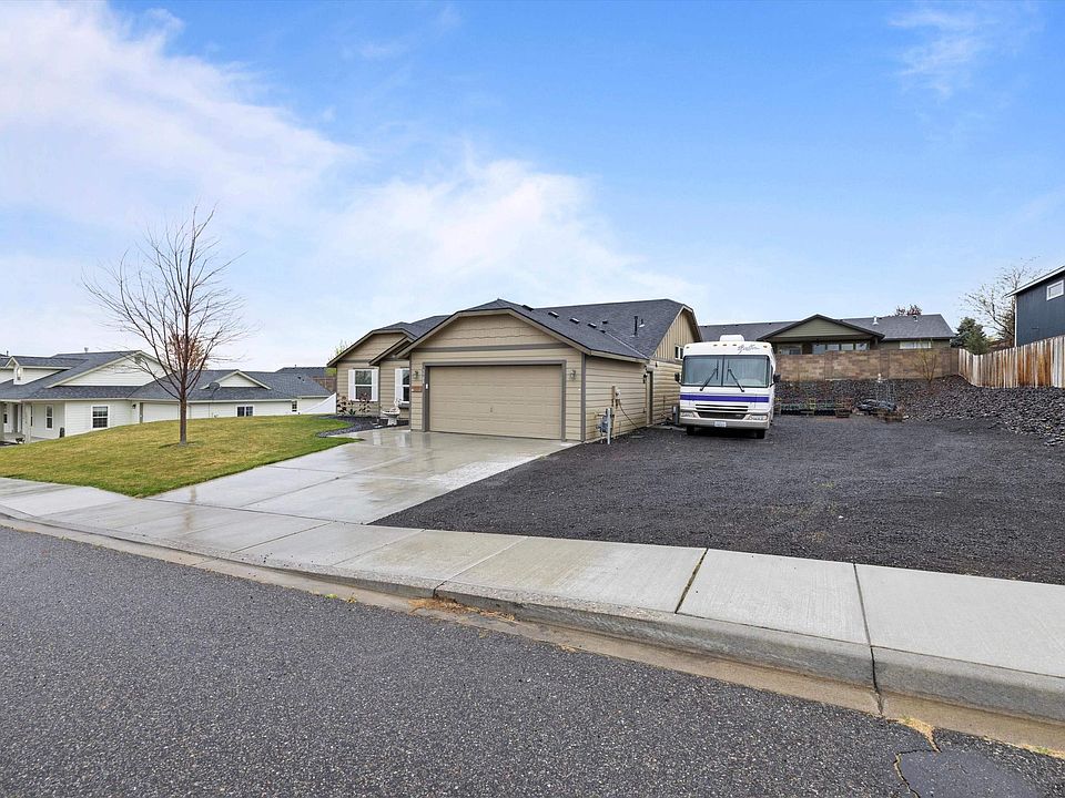1st image of 3708 Lantana Dr