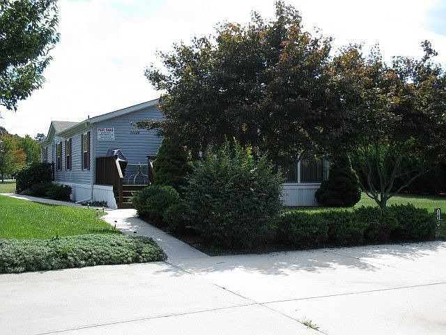 1st image of 33439 Hartford Ct