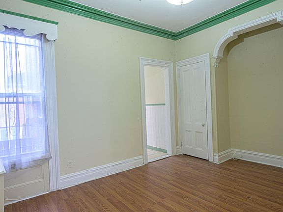 3rd image of 189 Summit Ave #1