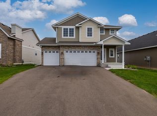 17870 Hamburg Ave, Lakeville, MN 55044