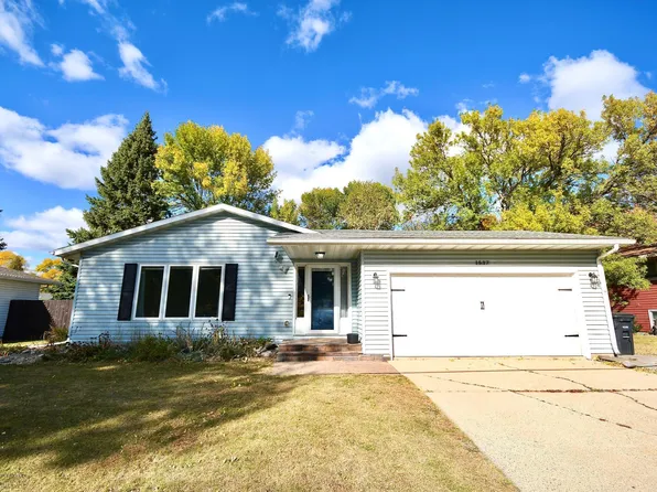 1537 25th Ave S, Fargo, ND 58103