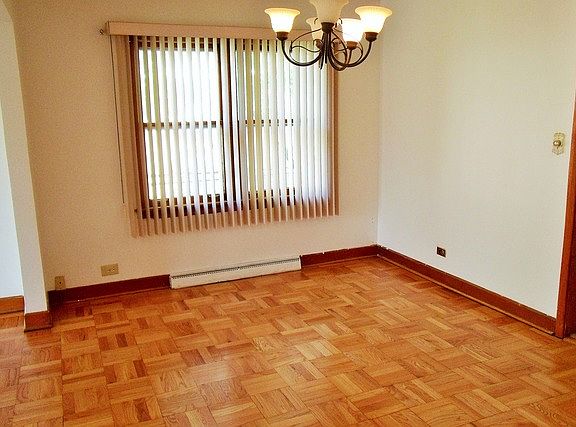 5th image of 7709 N Oketo Ave