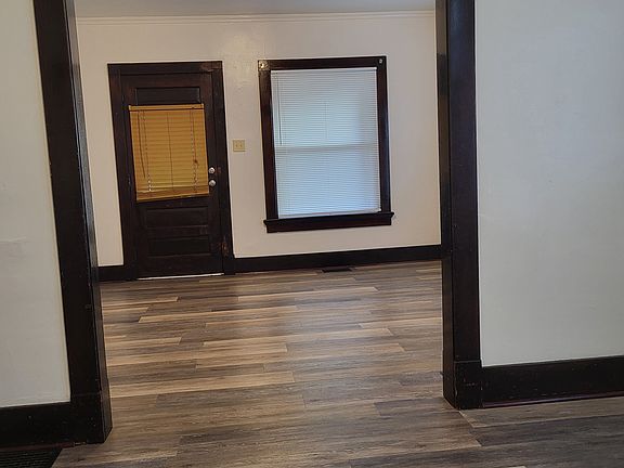3rd image of 163 Church St