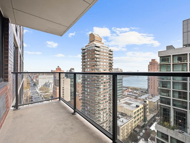 245 E 93rd St #24J — Photo 9