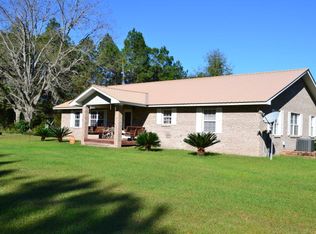 5875 Madrid Rd, Marianna, FL 32446