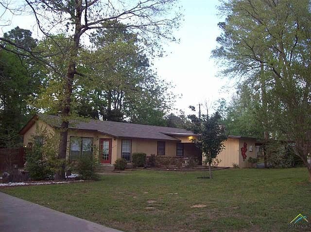 1st image of 240 Texas Dr