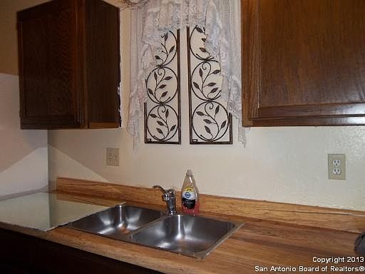 2nd image of 6943 Ashbrook Unit 33-C #33-C