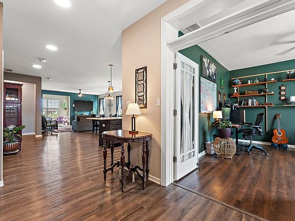 4th image of 14121 Heritage Way