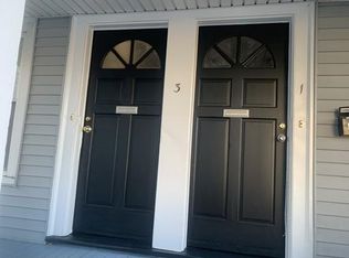 3 Lawrence Pl #F12, Brighton, MA 02135